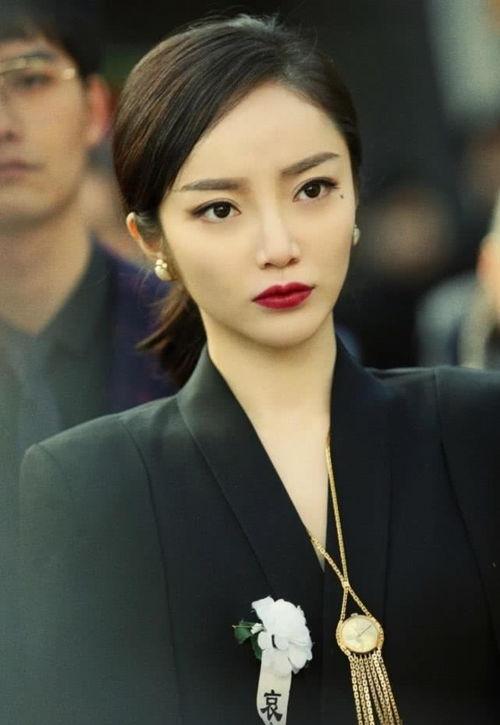 主角在娱乐圈吃瓜的小说,吃瓜女主的逆袭之路